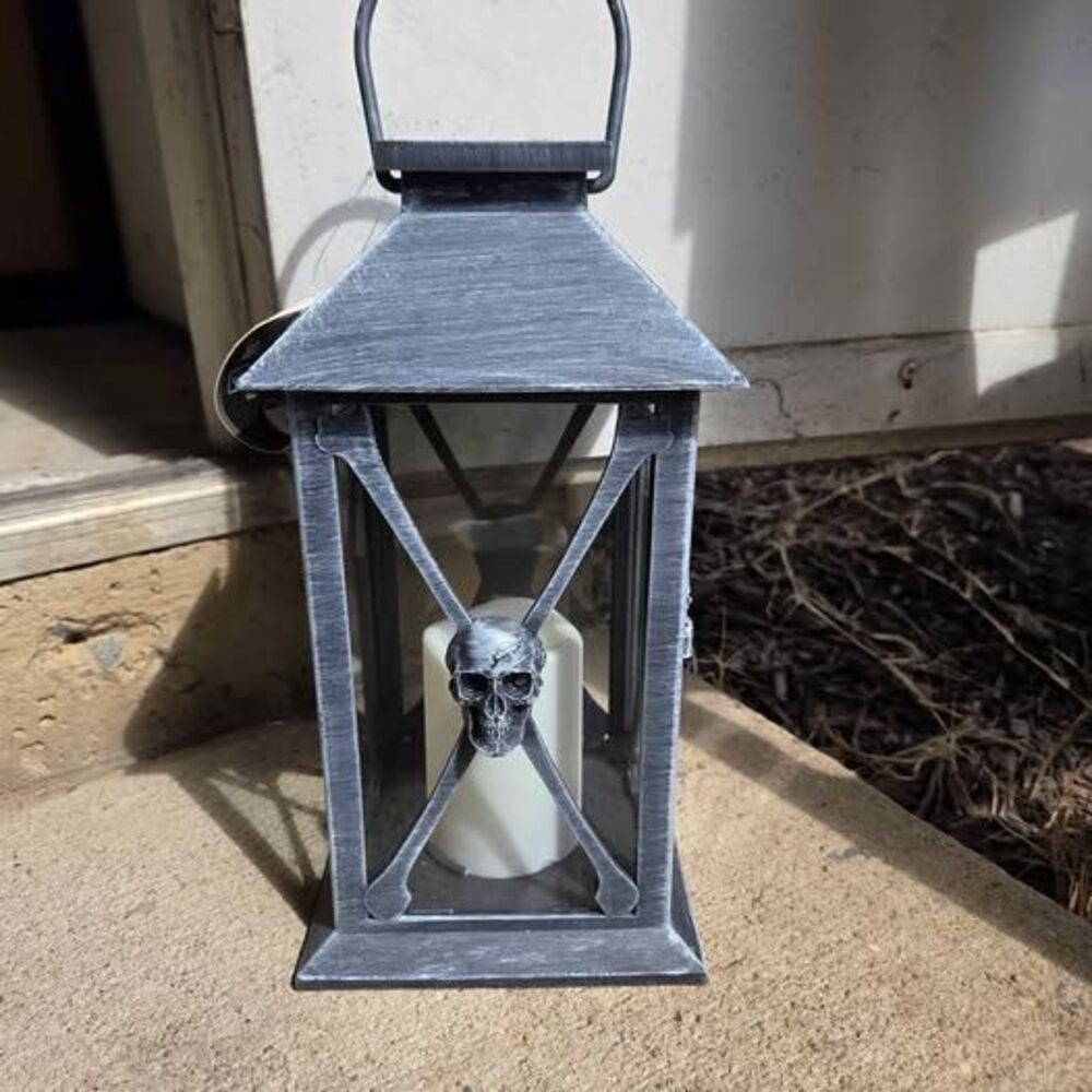 Seasonal Collection Halloween Skull Solar Lantern